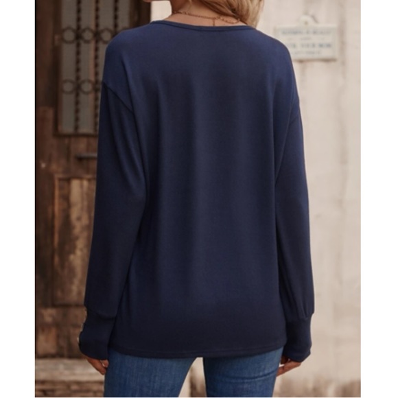 Navy blue button cuff V neck top - Picture 4 of 6